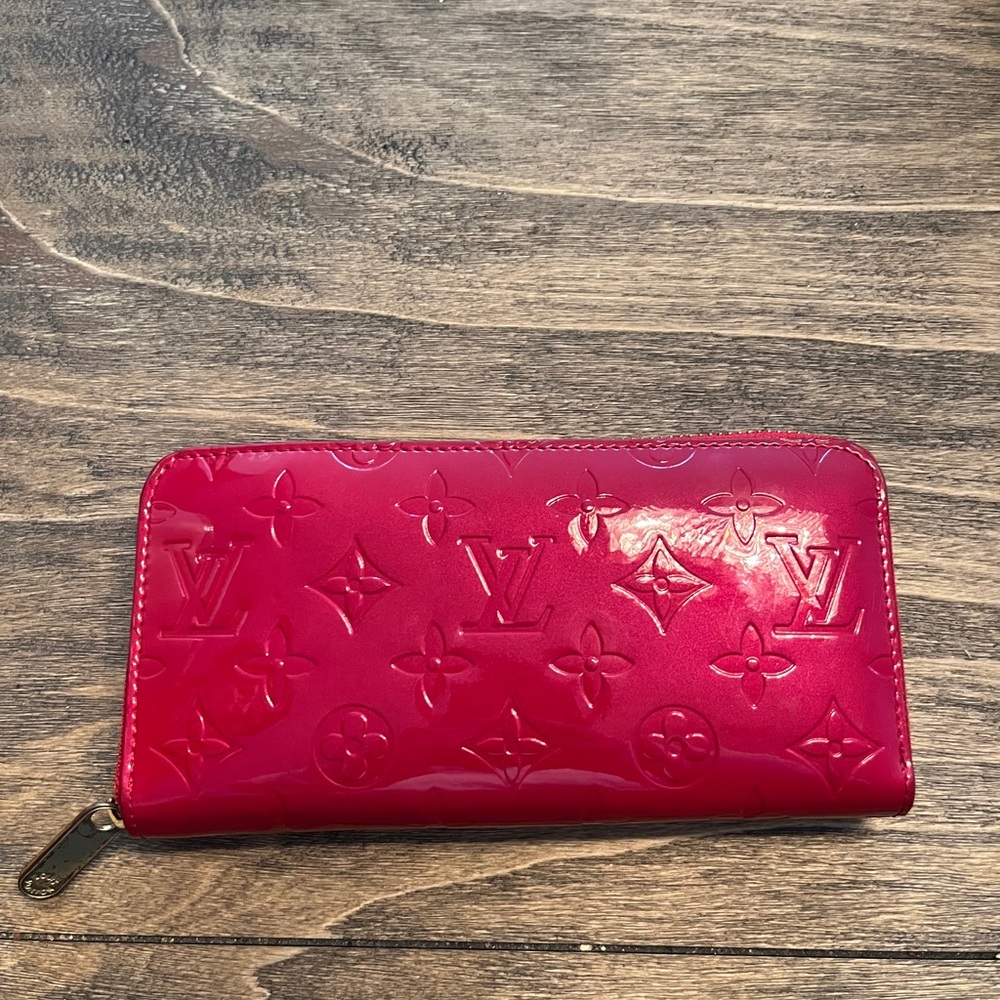 LV wallet